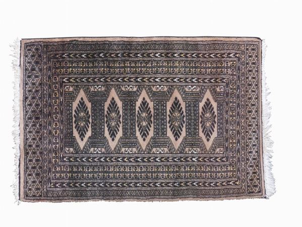 Tappeto Bukara  (Uzbekistan, XX Sec.)  - Asta ASTA A TEMPO  - Colasanti Casa d'Aste