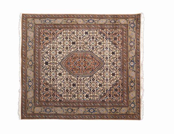 An Ardebil carpet  (Iran, 20th century)  - Auction Online Christmas Auction - Colasanti Casa d'Aste