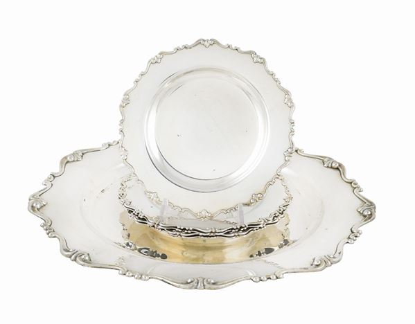 An 800 silver circular tray and five plates