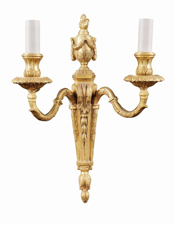 A lot of gilt bronze two lights appliques (4)  (France, antique manufacture)  - Auction Auction 34 - Colasanti Casa d'Aste