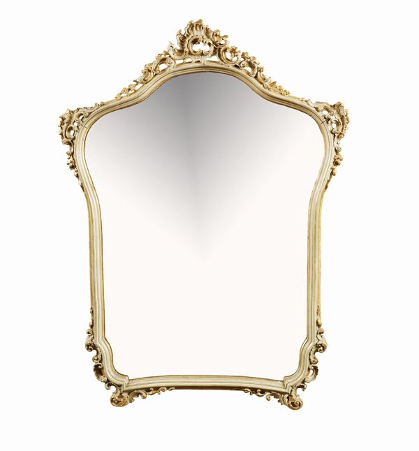 Specchiera in legno laccato e dorato