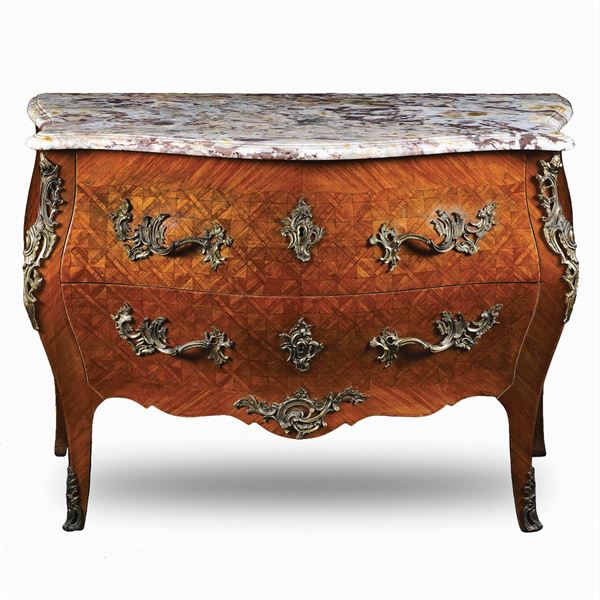 A bois de rose commode