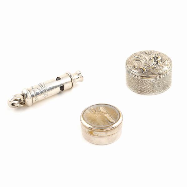 A silverplate lot (3)  (20th century)  - Auction Online Christmas Auction - Colasanti Casa d'Aste