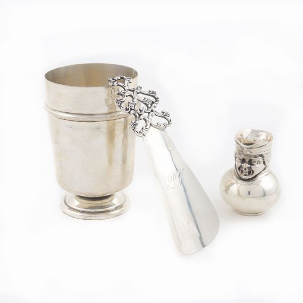 A silver lot (3)  (20th century)  - Auction Online Christmas Auction - Colasanti Casa d'Aste