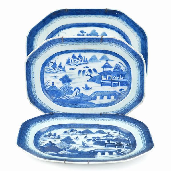 Tre piatti ottagonali in porcellana  (Cina, XIX Sec.)  - Asta ASTA A TEMPO  - Colasanti Casa d'Aste