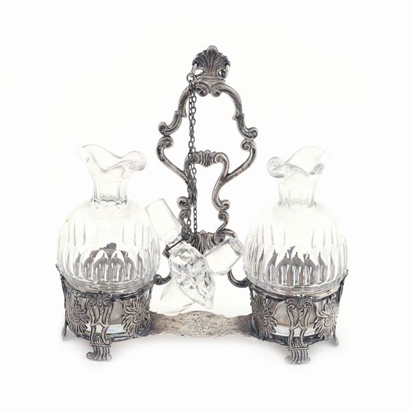 A silver 800 oil jug with glass ampoules  (Italy, early 20th century)  - Auction Online Christmas Auction - Colasanti Casa d'Aste