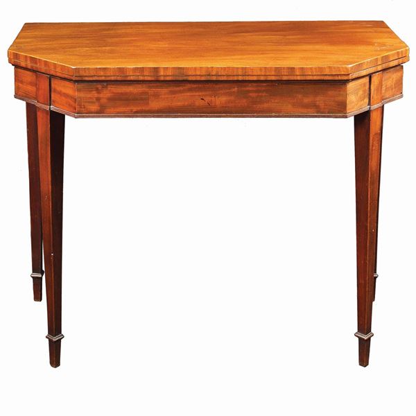 A mohagany console