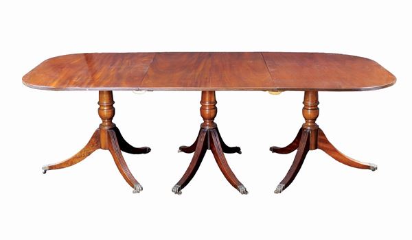 A mahogany table  (Great Britain, late 19th century)  - Auction Auction 34 - Colasanti Casa d'Aste
