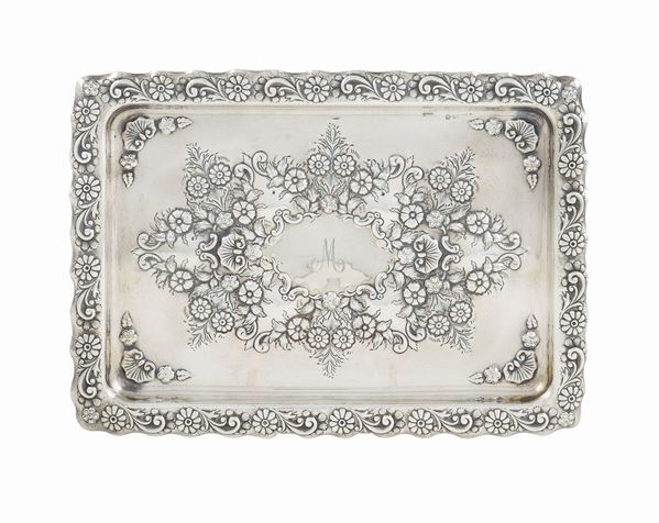 Piatto rettangolare in argento