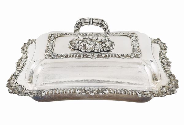 A silverplate bean pot  (Great Britain, 19th-20th century)  - Auction Auction 34 - Colasanti Casa d'Aste