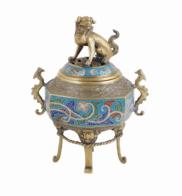 A cloisonnè enamel incense burner  (Oriental manufacture 20th century)  - Auction Auction 34 - Colasanti Casa d'Aste