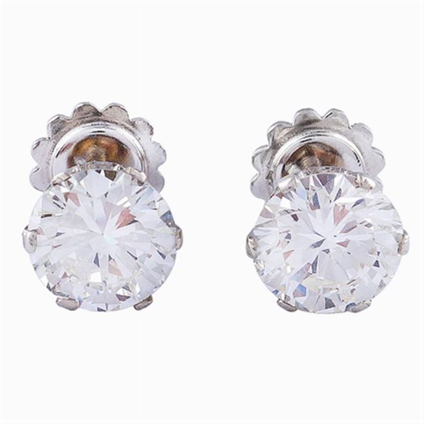 Orecchini boccole in oro bianco 18kt e diamanti