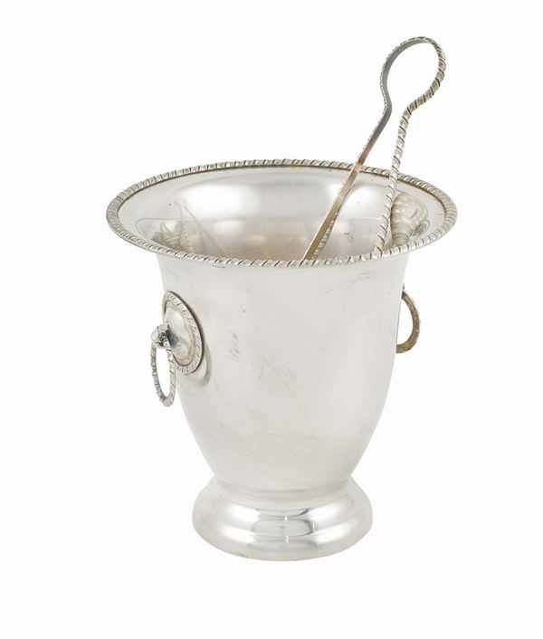 An 800 silver ice bucket  (Italy, 20th century)  - Auction Auction 34 - Colasanti Casa d'Aste