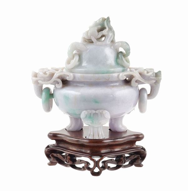 A jadeite incense burner