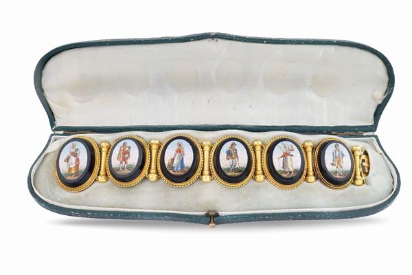 A gold and micromosaic bracelet