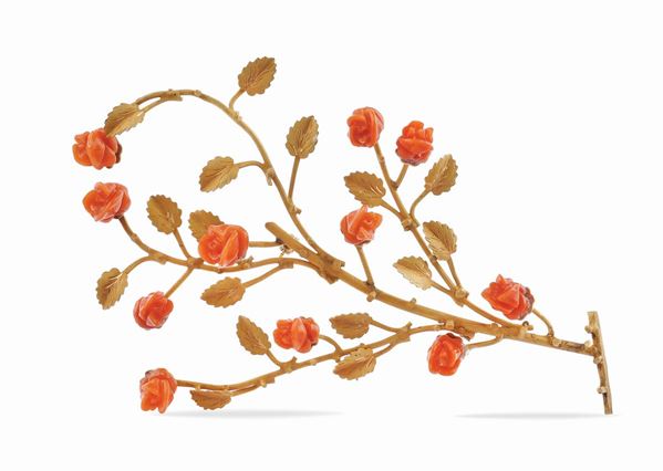 A 18kt gold ramage brooch