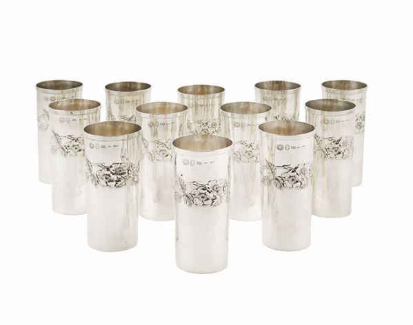 Dodici bicchieri in argento 925, orafo Brandimarte  (Firenze, XX Sec.)  - Asta ARGENTI DA COLLEZIONE  - Colasanti Casa d'Aste