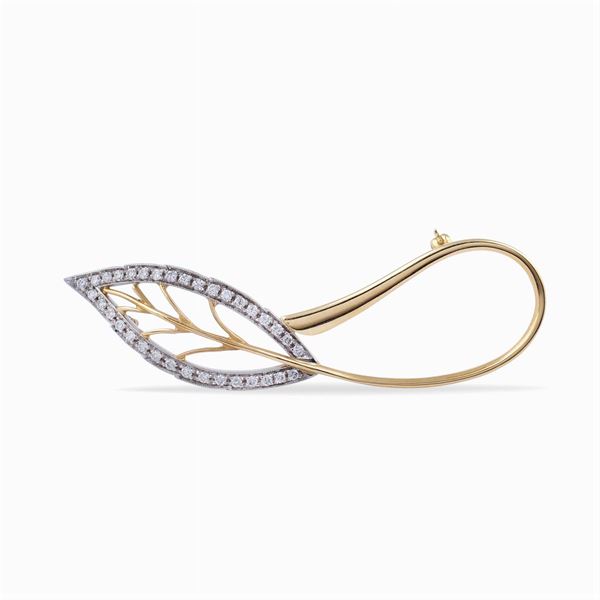 Spilla a foglia in oro giallo e bianco 18kt