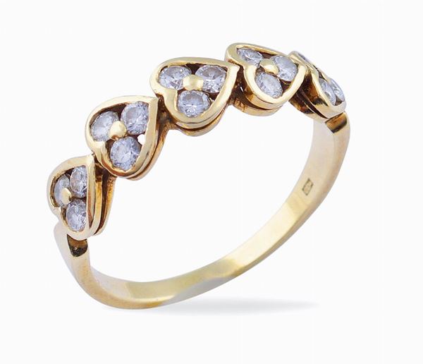 Anello rivière a motivo di cuori