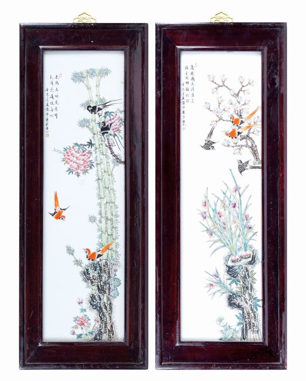 Coppia di mattonelle in porcellana policroma  (Cina, XX Sec.)  - Asta ARGENTI DA COLLEZIONE  - Colasanti Casa d'Aste