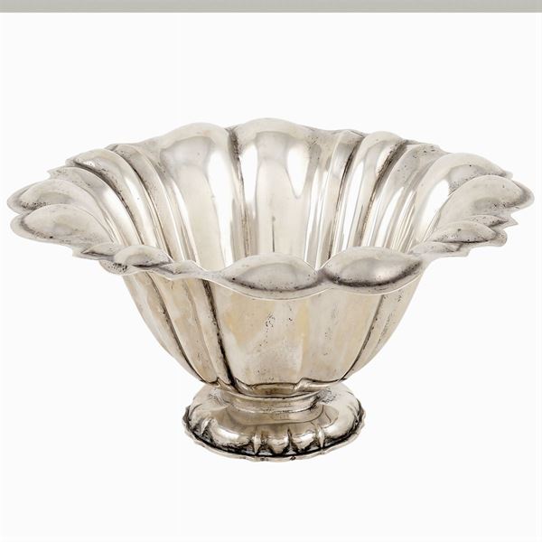 A silver centerpiece stand  (Milan, 1930/40s)  - Auction  FINE JEWELS - Colasanti Casa d'Aste