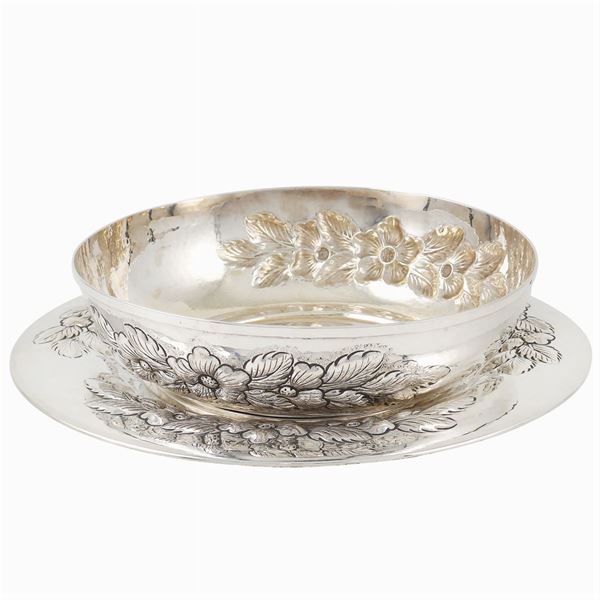 Bowl centrotavola con vassoio in argento