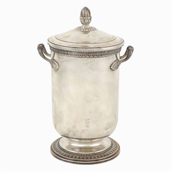 A silver ice bucket with two handles  (Alessandria, 20th century)  - Auction  FINE JEWELS - Colasanti Casa d'Aste