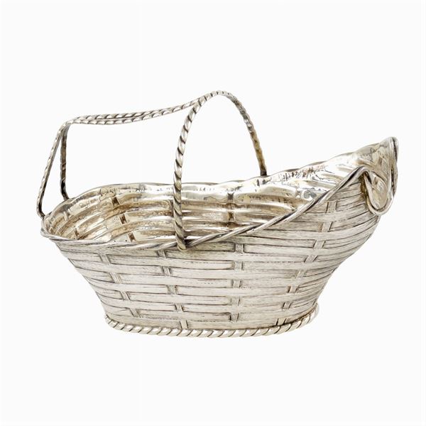 A silver bottle bucket