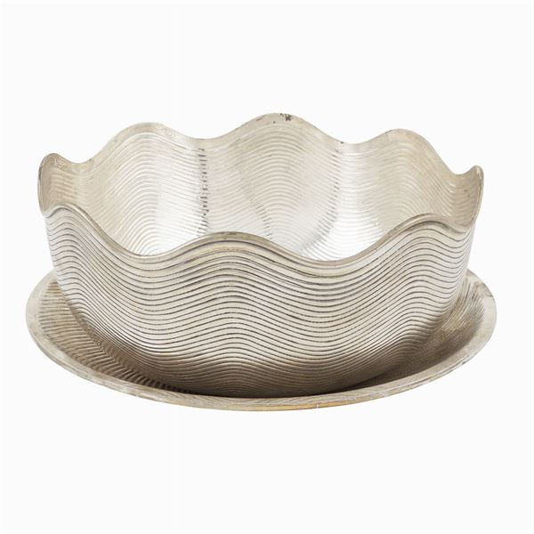 Grande bowl con  piatto in argento  (Italia, XX Sec.)  - Asta GIOIELLI E OROLOGI  - Colasanti Casa d'Aste