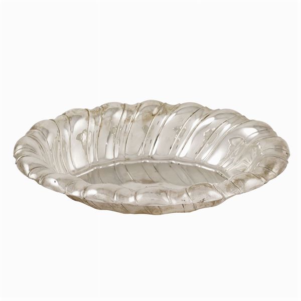 A silver centerpiece  (Italy, 20th century)  - Auction  FINE JEWELS - Colasanti Casa d'Aste