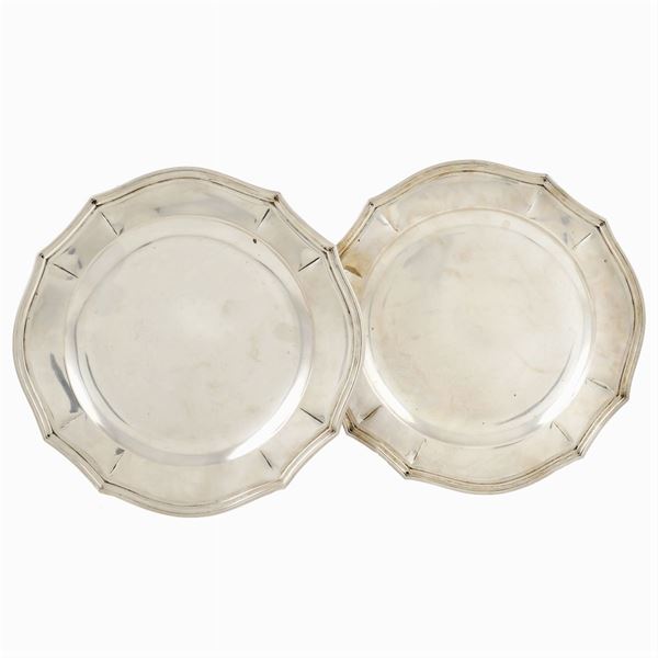A pair of silver plates  (Italy, 20th century)  - Auction  FINE JEWELS - Colasanti Casa d'Aste