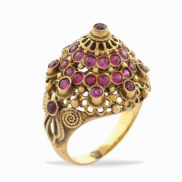 Anello Liberty in oro rosa e rubini tondi