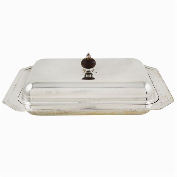A silverplate tureen