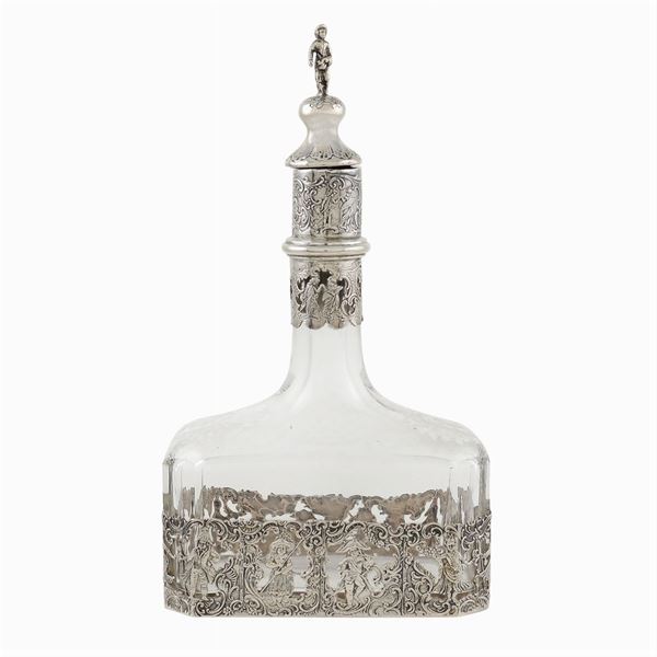 Bottiglia da liquore in vetro e argento