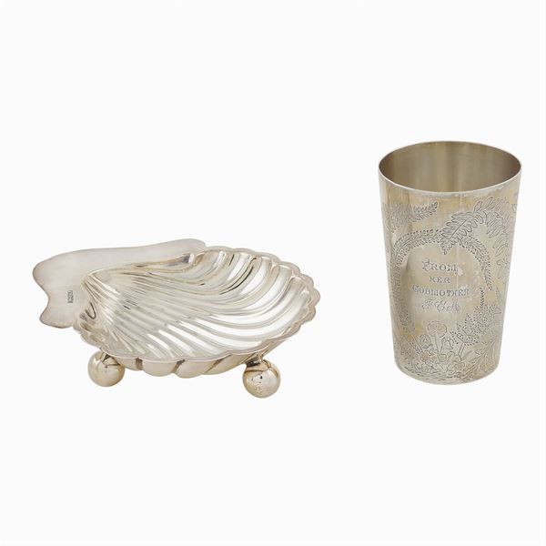 A silver lot (2)  (Great Britain, 19th-20th century)  - Auction  FINE JEWELS - Colasanti Casa d'Aste