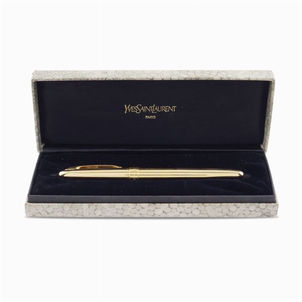 Yves Saint Laurent, penna stilografica in metallo dorato  - Asta ARTE MODERNA E CONTEMPORANEA - Colasanti Casa d'Aste