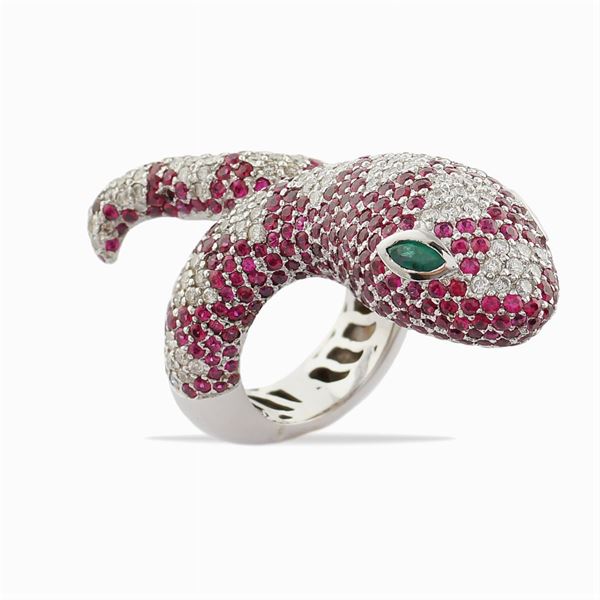 An 18kt white gold ring featuring a snake  - Auction  FINE JEWELS - Colasanti Casa d'Aste