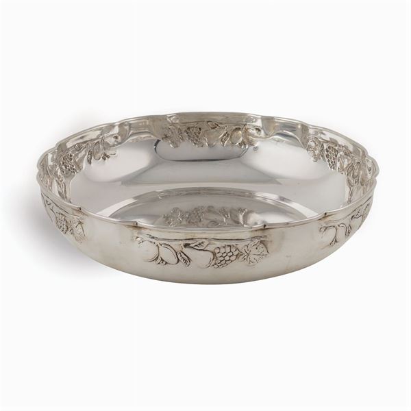 Centrotavola circolare in argento  (Italia, XX Sec.)  - Asta GIOIELLI |OROLOGI ARGENTI - Colasanti Casa d'Aste