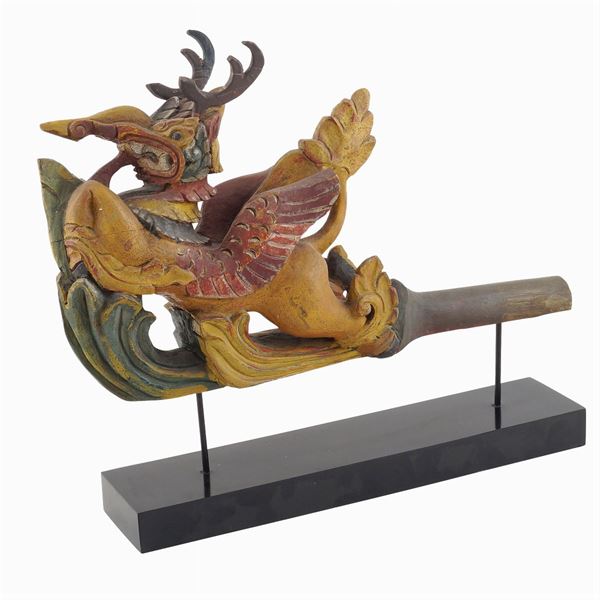 Scultura in legno laccato in policromia
