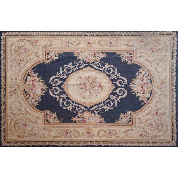 An Aubusson carpet  (France, late 19th century)  - Auction Fine Art from Villa Astor and other private collections - Colasanti Casa d'Aste
