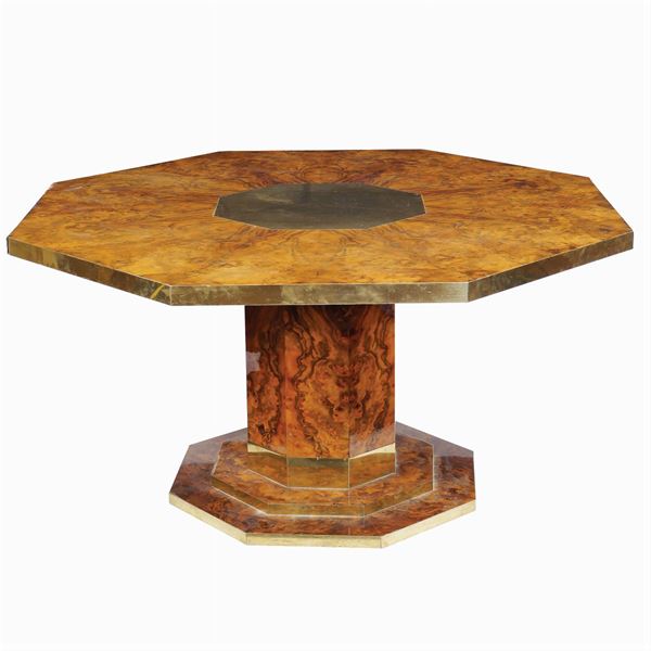 An octagonal table
