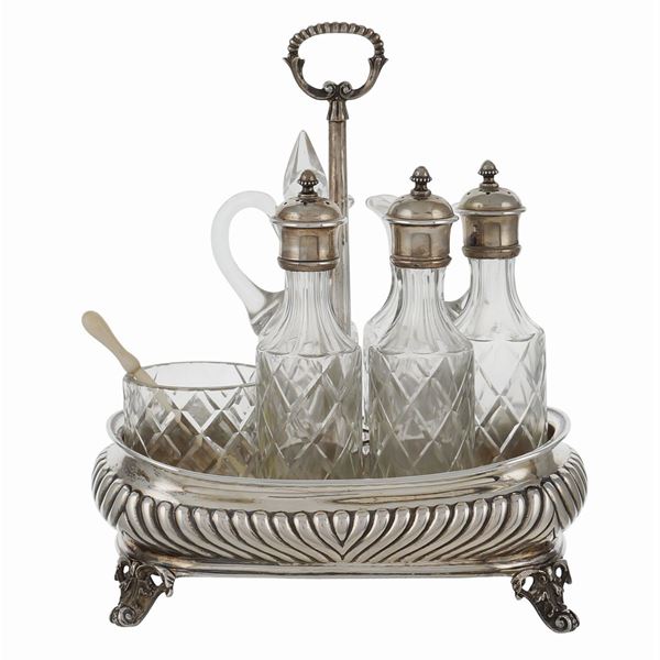 Cruet in argento e cristallo