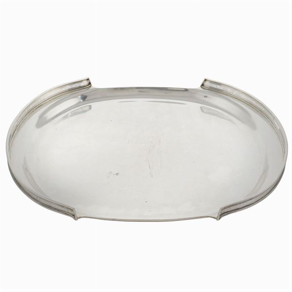 An Italian large silver tray  (Italy, mid 20th century)  - Auction Fine jewels and watches, silver and coptic textile fragments - Colasanti Casa d'Aste