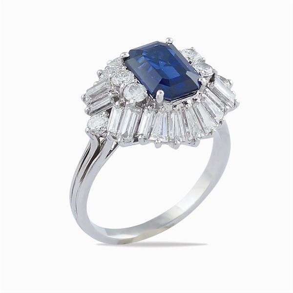 Anello in platino con zaffiro