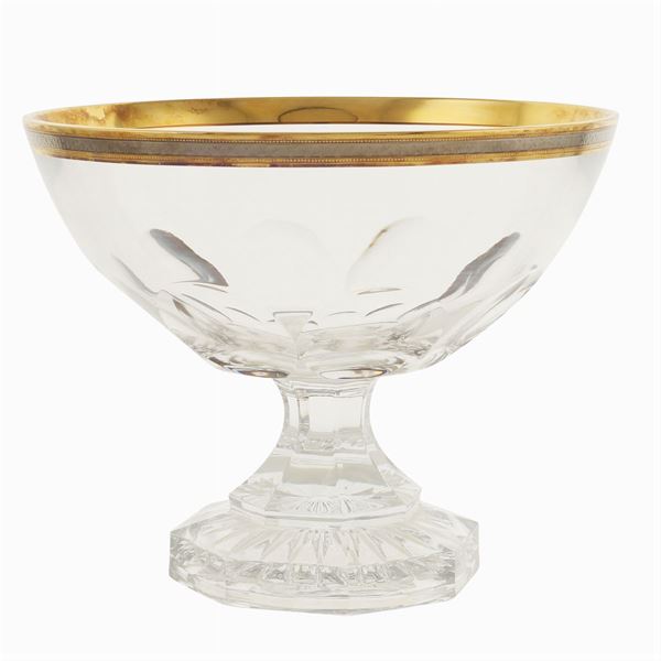 A polished crystal centerplate
