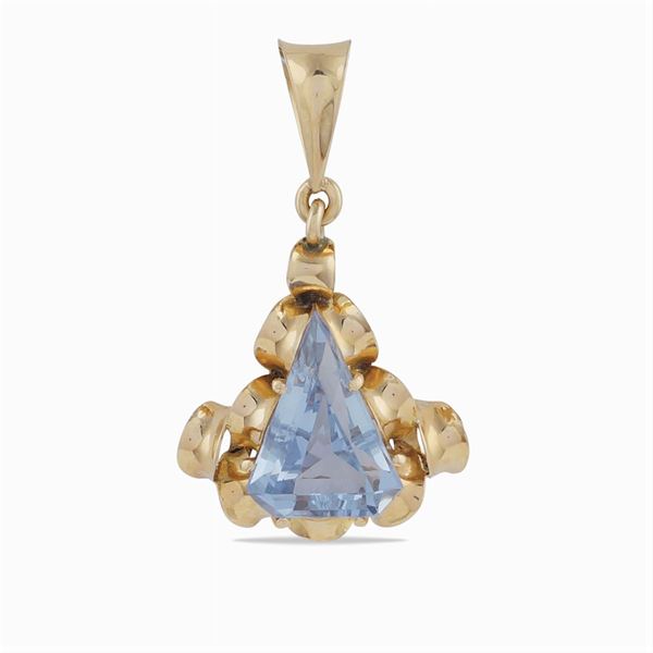Pendente in oro giallo 18kt con acquamarina