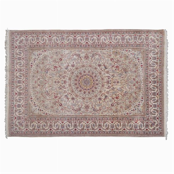 Isfahan carpet
