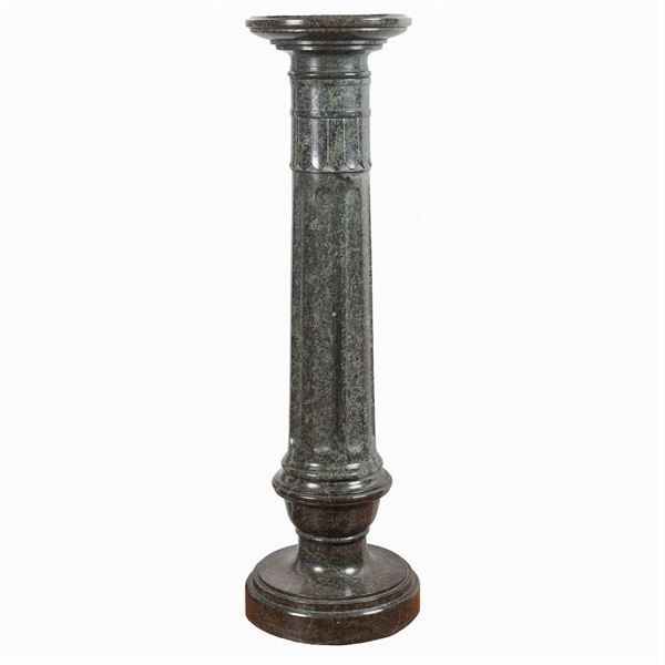 Green marble column