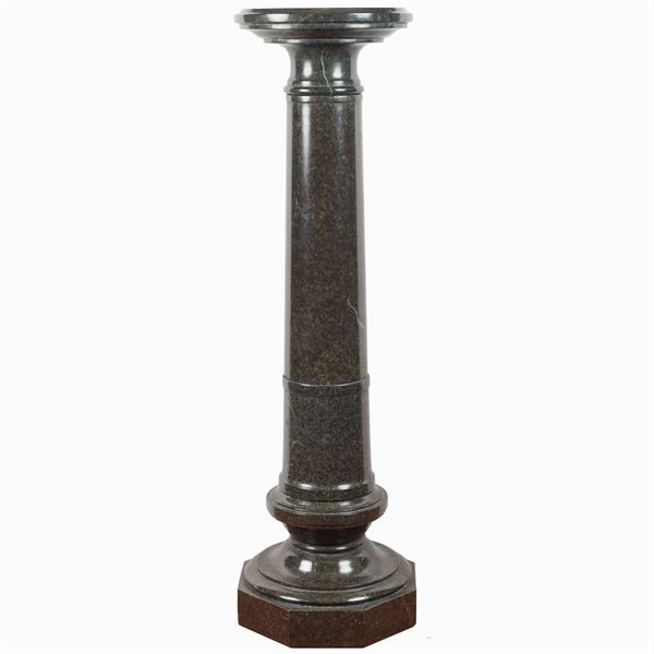 Green marble column
