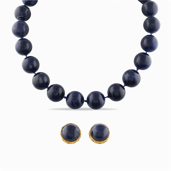 18kt gold and sodalite paurure